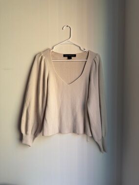 V-Neck Puff Sleeve Knit Sweater in Cream